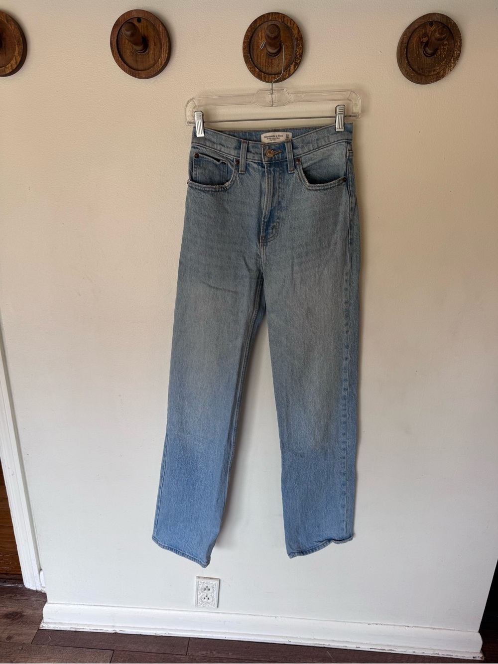Abercrombie & Fitch The 90’s relaxed high rise jeans size 24 long